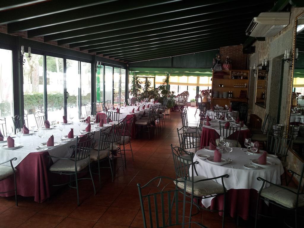 Hotel Restaurante Sonsoles Ávila Exterior foto