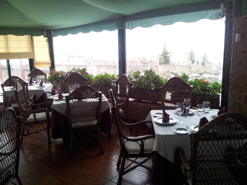 Hotel Restaurante Sonsoles Ávila Exterior foto