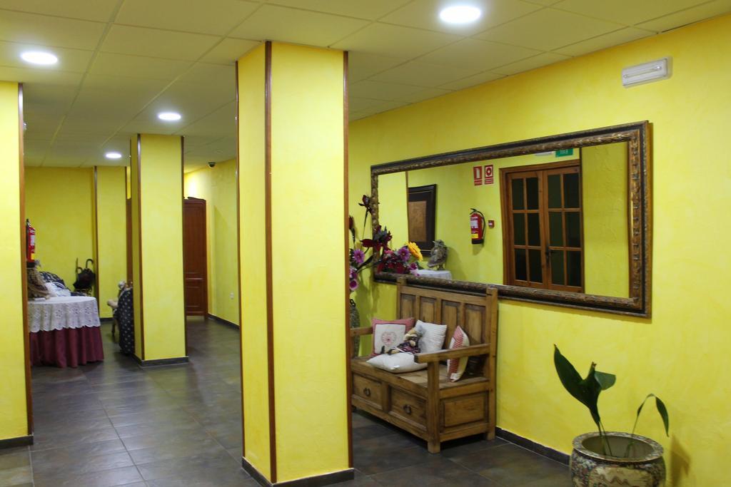 Hotel Restaurante Sonsoles Ávila Exterior foto